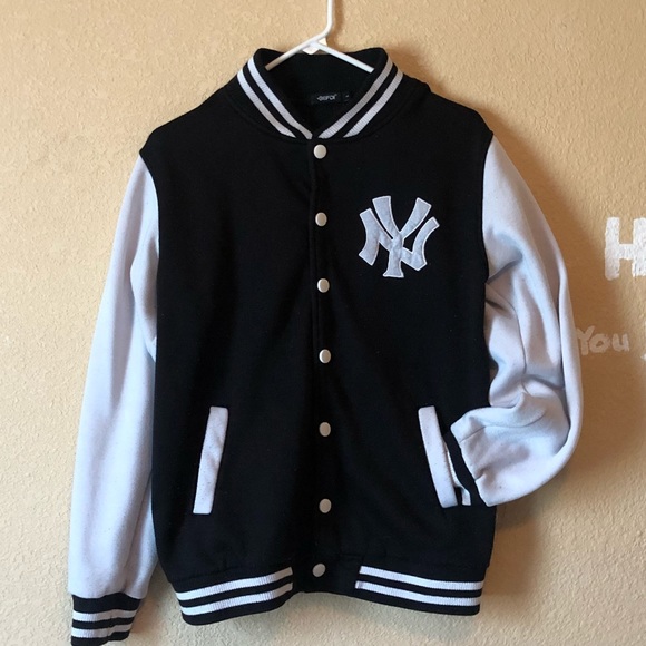 New York Yankees Varsity Jacket - Picture 2 of 2